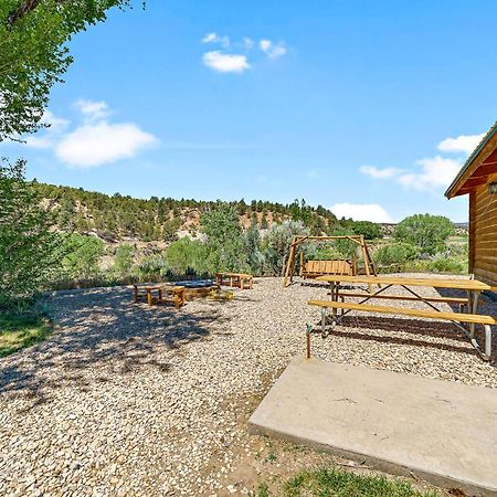The Park Cabin At Mount Carmel Motel And Rv Park エクステリア 写真
