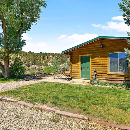 The Park Cabin At Mount Carmel Motel And Rv Park エクステリア 写真