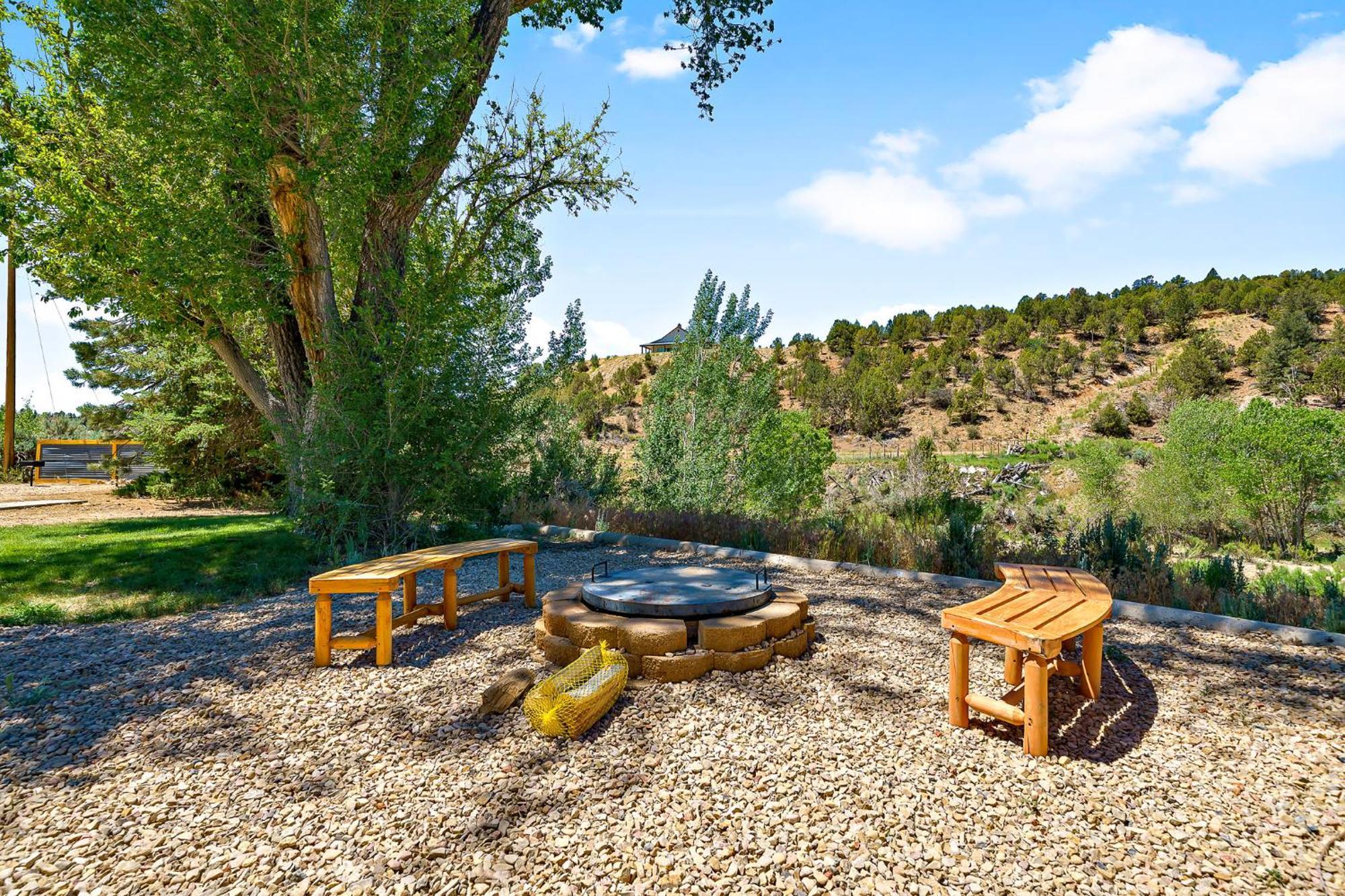 The Park Cabin At Mount Carmel Motel And Rv Park エクステリア 写真